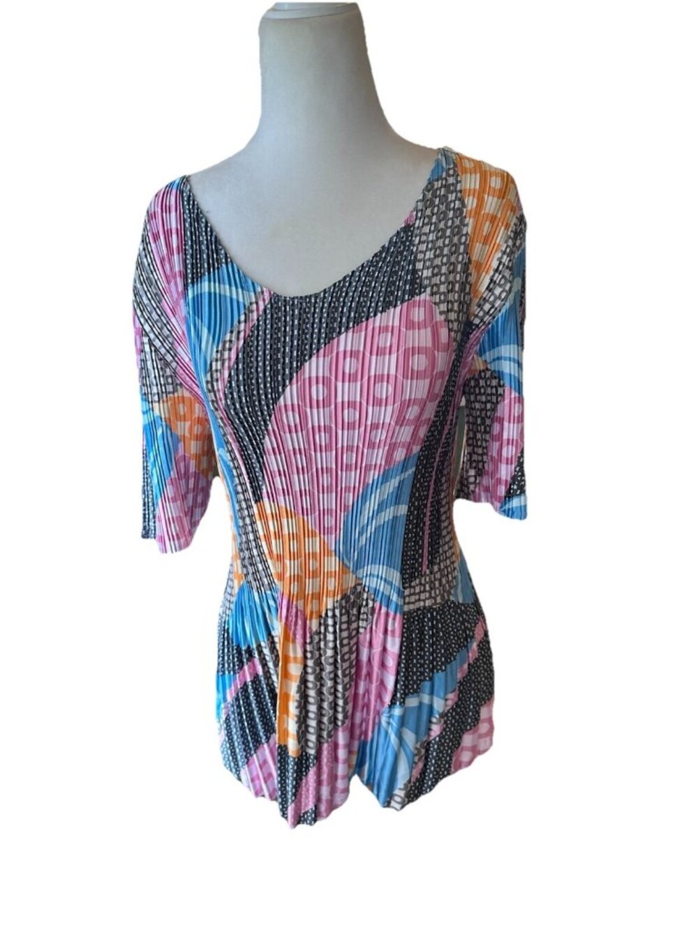 Womens Large Tunic Top V Neck 3/4 Sleeve Pleated Colorful Funky Blouse Stretch
